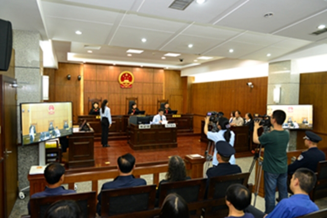 老百姓家门口的最高人民法院——第五巡回法庭在云南敲响巡回审判第一槌